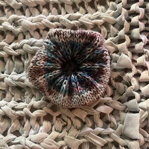 Chic Multicolor Knit Hair Scrunchie